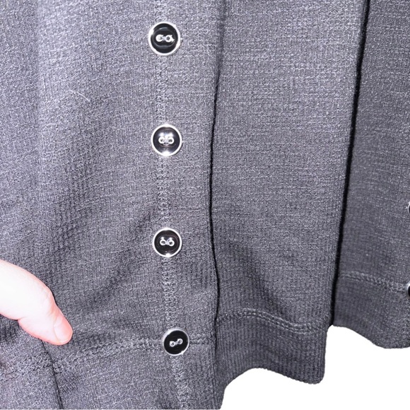 Black Waffle Knot Tunic Top with Button Embellishments NWT - Picture 2 of 6